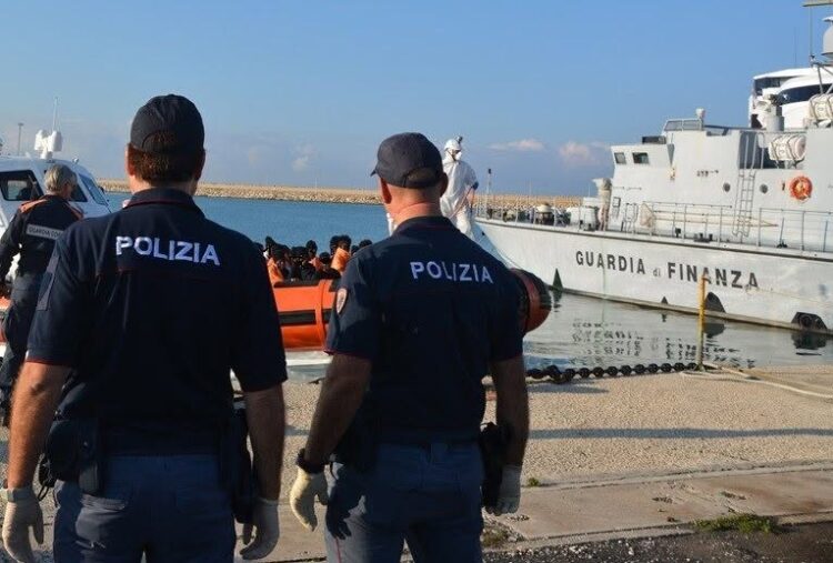 Pozzallo, la polizia di Stato arresta un presunto scafista