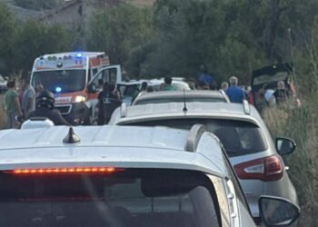 Modica, incidente stradale a Crocevie: scontro tra due auto