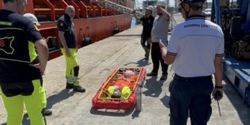 Porto di Pozzallo, incendio a bordo di una nave…ma è solo un’esercitazione