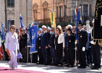 Ragusa, celebrati gli 80 anni della Repubblica in piazza San Giovanni