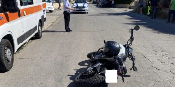 Scontro auto-moto, grave un centauro sulla Modica mare