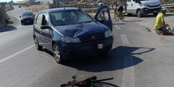 Scoglitti, scontro auto-ciclista: frattura per l’appassionato delle due ruote