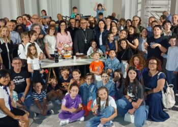 Ragusa, famiglie in festa ieri sera al Sacro Cuore di Gesù