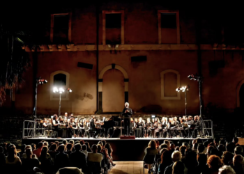 Dai Beatles ai Queen domenica sera a Chiaramonte con un concerto sinfonico-corale