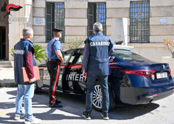 Ragusa, deteneva droga in una struttura ricettiva: 22enne ai domiciliari
