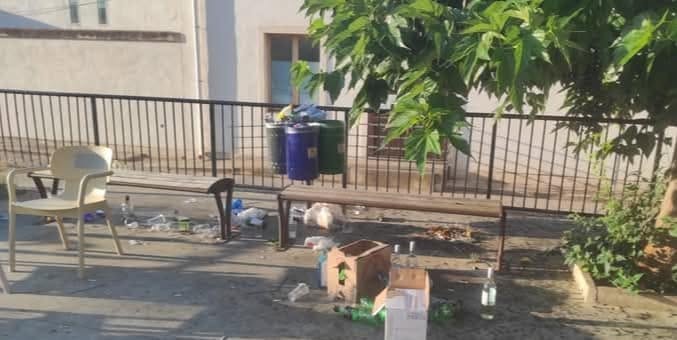 Marina di Ragusa, un altro sabato notte di degrado