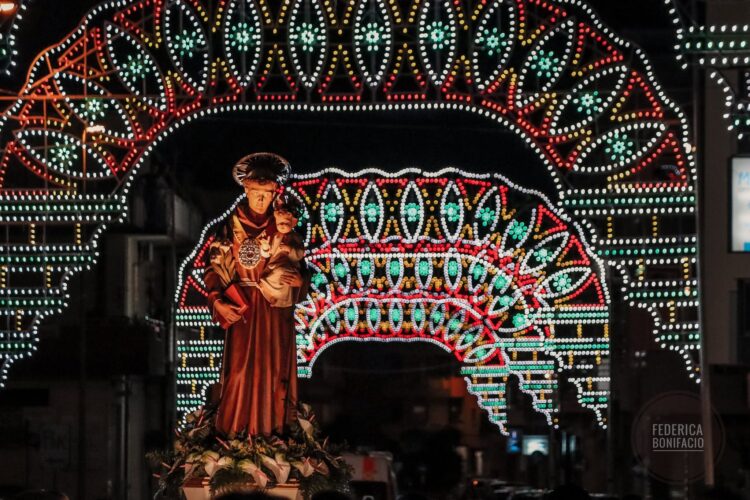 Festa di Sant’Antonio di Padova a Comiso, la festa entra nel vivo