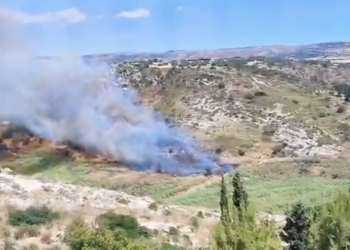 Nuovo incendio nella valle dell’Ippari a Vittoria