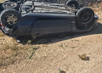 Grave incidente sulla Ragusa mare, si capovolgono con l’auto