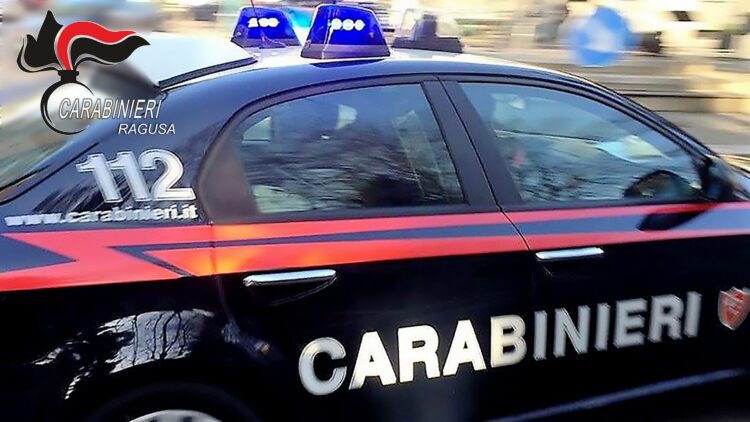 Modica, ruba più di mille euro all’interno di due librerie: finisce in carcere