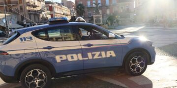 Vittoria, aveva con sé un coltello con una lama di 7 centimetri: denunciato 19enne