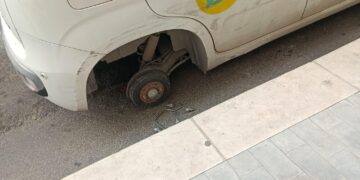 Vittoria, rubata una ruota dell’auto di servizio alla posta