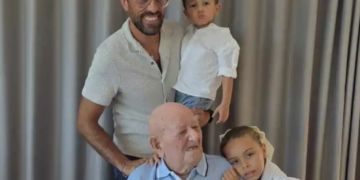 Nonno Concetto compie 105 anni, Scicli in festa