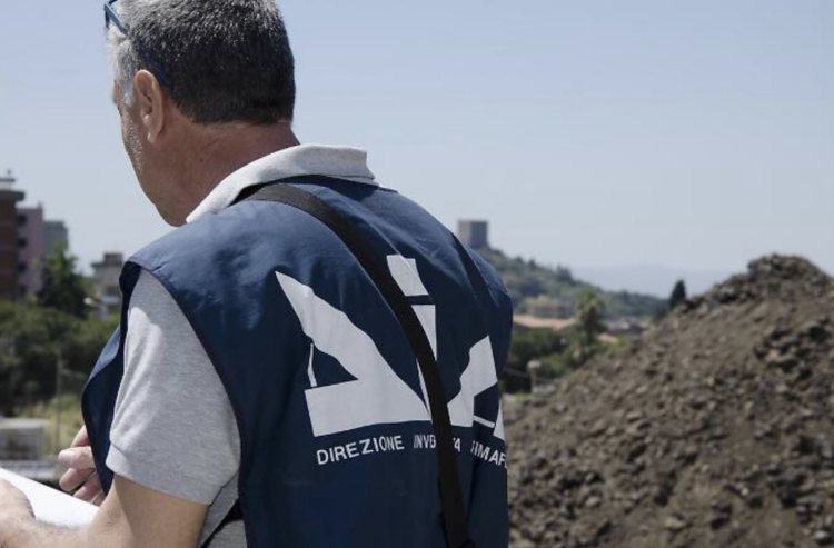 La Dia di Catania sequestra beni per centomila euro a due fratelli ragusani