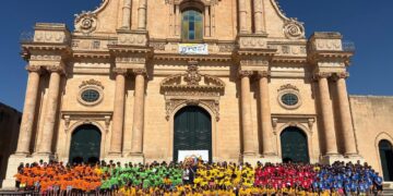 Ispica, grande festa in piazza Ss. Annunziata per il momento conclusivo del Grest