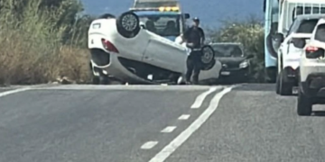 Incidente stradale questa mattina sulla Ragusa mare, auto si capovolge