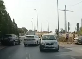 Marina di Ragusa, incidente stradale vicino al cimitero: coinvolte due auto