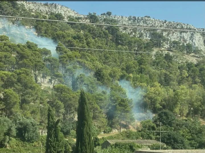 I devastanti roghi di Modica, beccato uno dei responsabili
