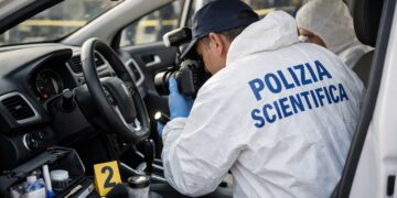 Vittoria, auto con tracce di sangue rinvenuta lungo la strada per Acate