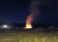 Rogo nella notte in area comisana, una densa colonna di fumo nero ha inquinato l’aria