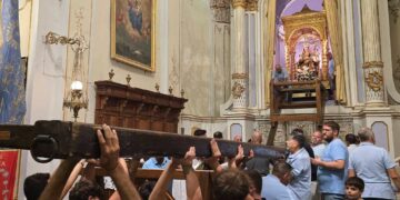 Giarratana, momenti carichi di emozione per il rito della “Scinnuta”