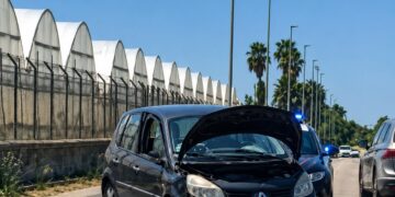 Incidente autonomo lungo lo stradale per Scoglitti, un ferito