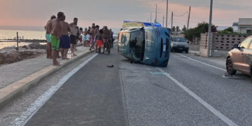 Auto si ribalta sulla Marza-Pozzallo: ci sono feriti