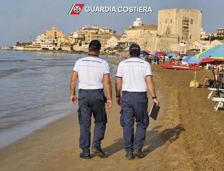 Ferragosto sicuro in provincia di Ragusa, Guardia costiera in campo