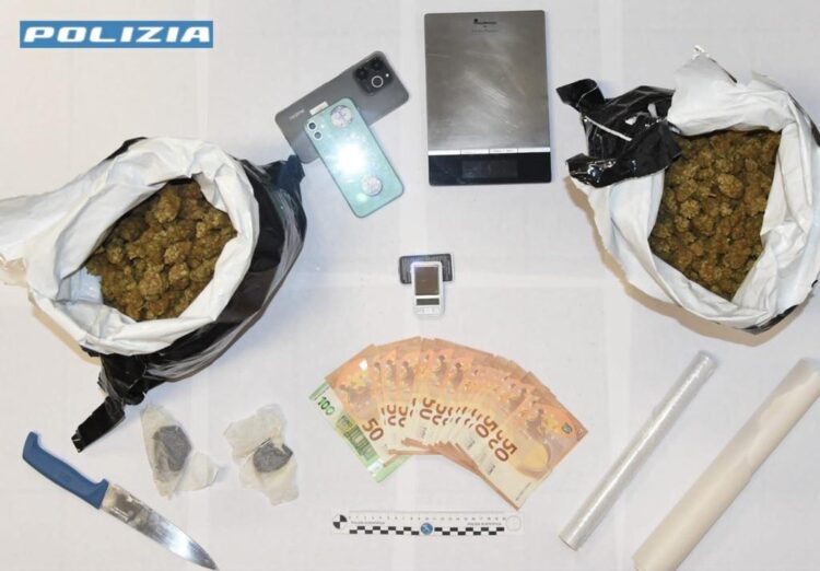 Comiso, sequestrato oltre un chilo e mezzo di droga e denaro contante