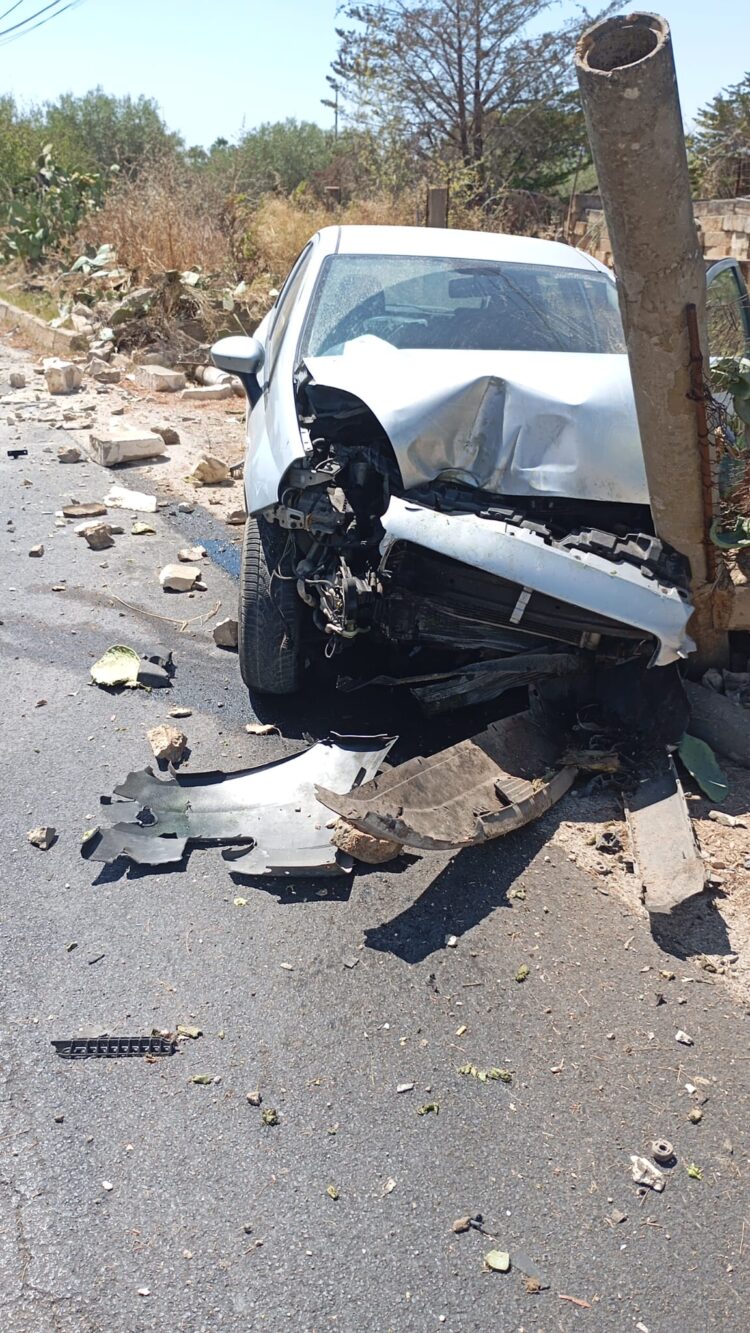 Grave incidente autonomo sullo Stradale per Scoglitti: due feriti