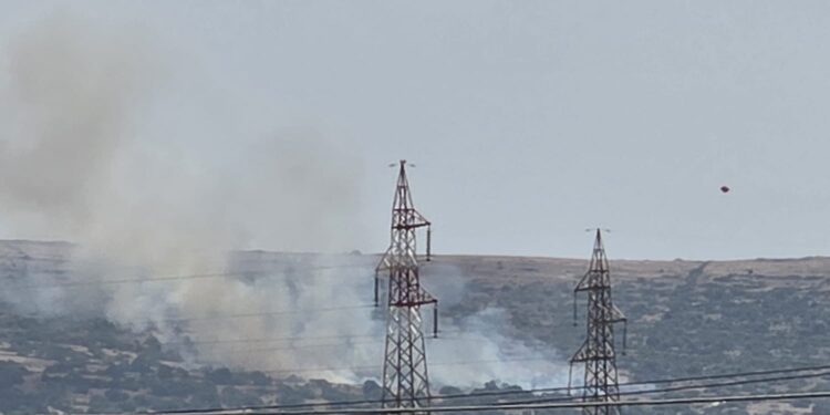 Comiso, maxi incendio sui Monti Iblei