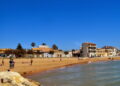 Una donna seguita da uno sconosciuto sulla spiaggia di Montalbano a Punta Secca? Il racconto sui social