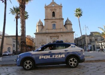 Vittoria, detenzione e spaccio di stupefacente: denunciato un 26enne