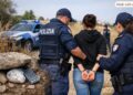 Ragusa, arrestata dalla polizia mentre nascondeva la droga sotto le pietre