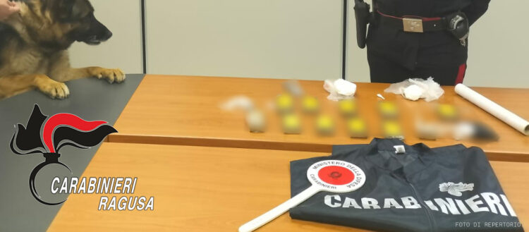 Modica, 52enne arrestato dai carabinieri: addosso e in casa aveva cocaina
