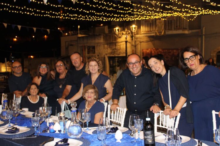 Festa dell’Addolorata a Monterosso Almo, tra cena in blu e memorial Paolo Tavano