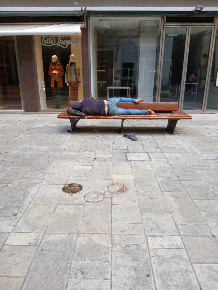 Ragusa, la via Roma da salotto buono a camera da letto