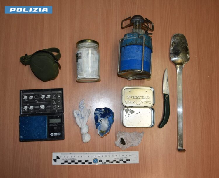 Modica, un arresto e due denunce per detenzione ai fini di spaccio di sostanza stupefacente