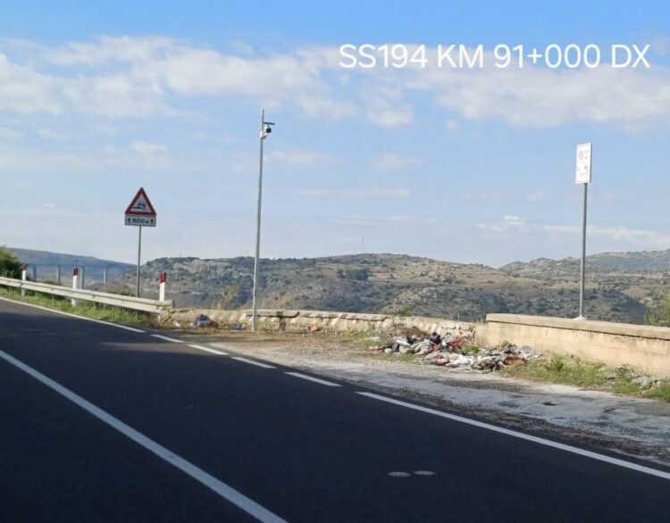Ragusa-Modica, completata l’installazione di due telecamere contro l’abbandono dei rifiuti