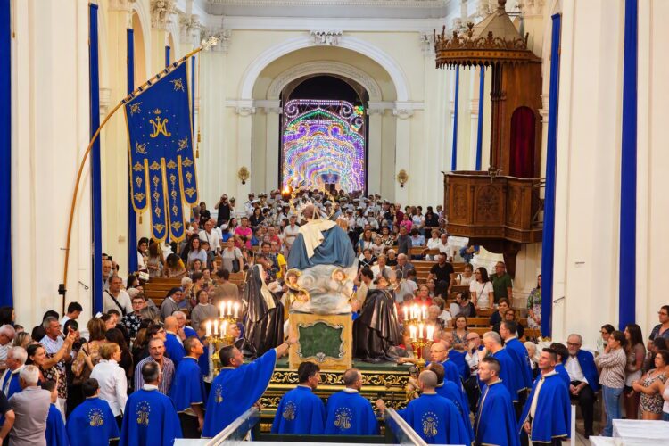 Pozzallo rinnova il proprio abbraccio alla Madonna del Rosario