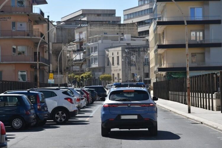 Ragusa, minorenne denunciato per spaccio