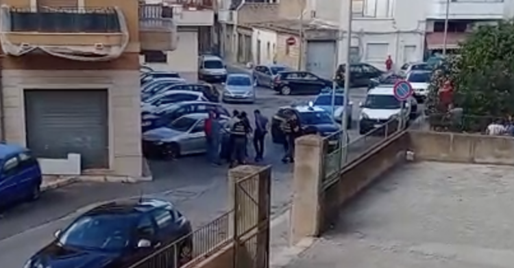 Vittoria, extracomunitario dà in escandescenze: intervengono le forze dell’ordine