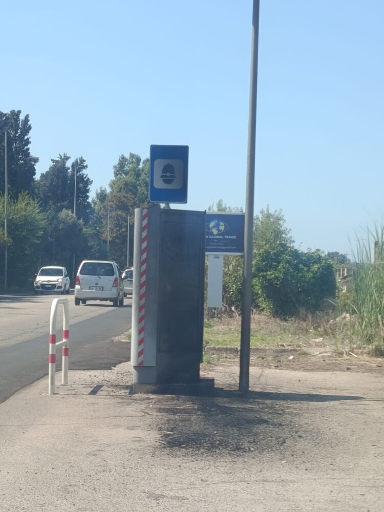 Vittoria, attentato incendiario ai danni dell’autovelox sulla Sp 17