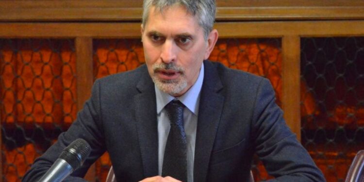 Giunta Cassì: anche Iacono se ne va…