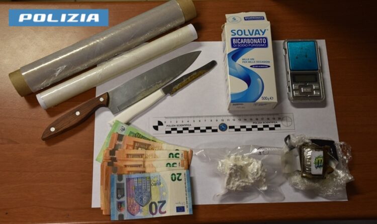 Ragusa, spaccio di droga: arrestato un 22enne