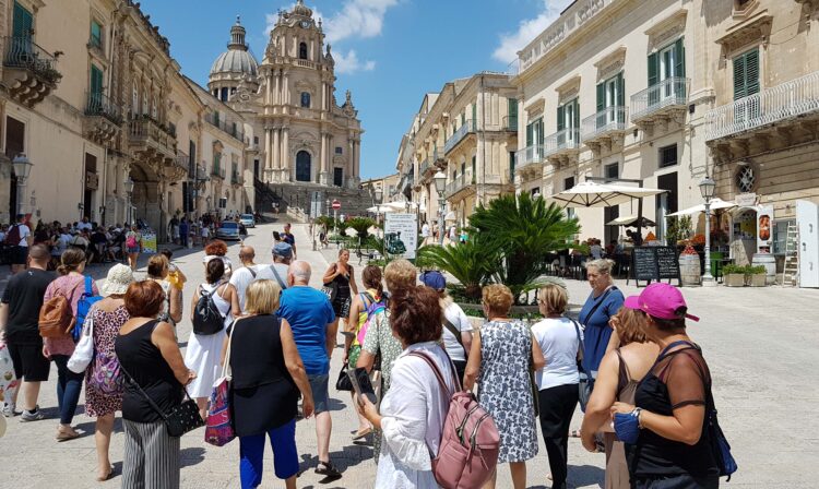 Turismo nella città vecchia di Ragusa, il Ccn Antica Ibla: “Stagione positiva, ma senza particolari entusiasmi”